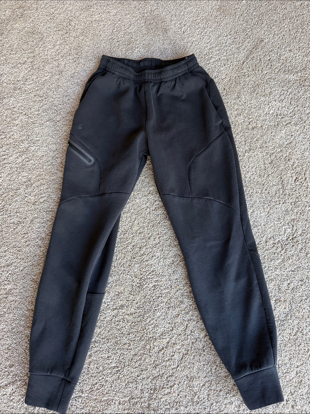 Men's Under Armour Black Tech Fleece Jogger Pants